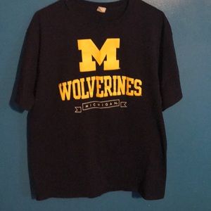 Men’s Large University of Michigan Shirt